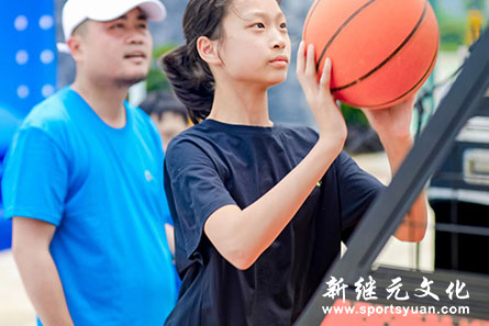 人人体育